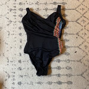 Miracle Suit Size 14 womens